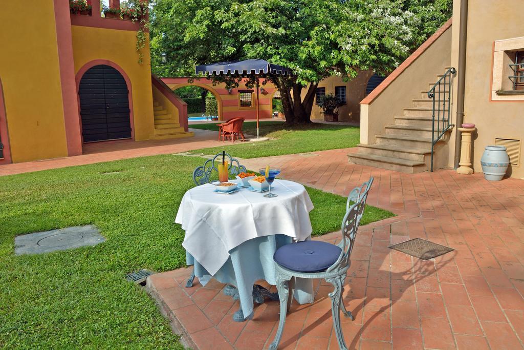 Calamidoro Hotel Calcinaia Exterior foto